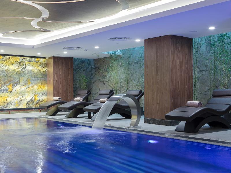 Hilton Garden Inn Yalova Ялова Экстерьер фото